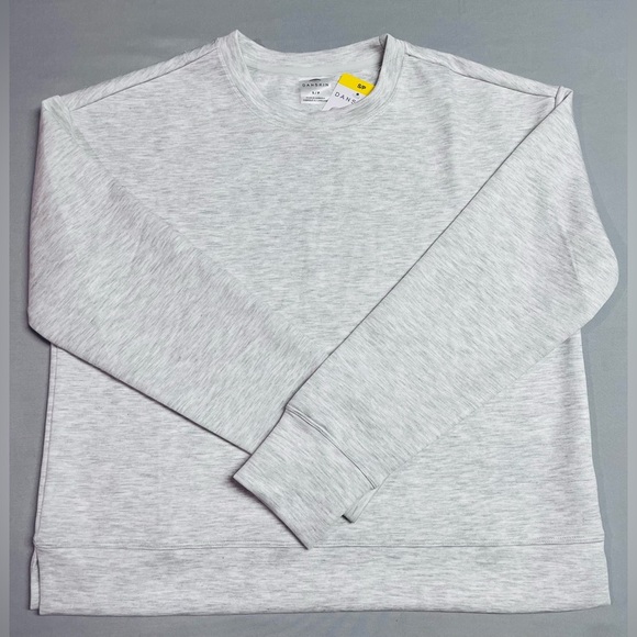 Danskin Women's Crewneck Smooth Sweatshirt NWT - Picture 2 of 5